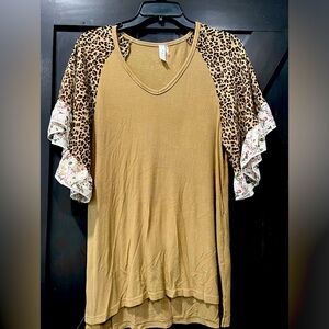 L Love Lightweight Top